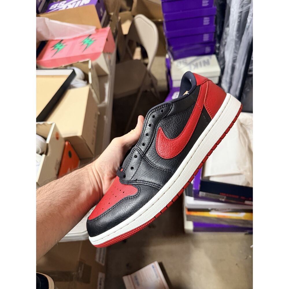 Size 11 - Air Jordan 1 Retro OG Low Banned - Picture 5 of 5